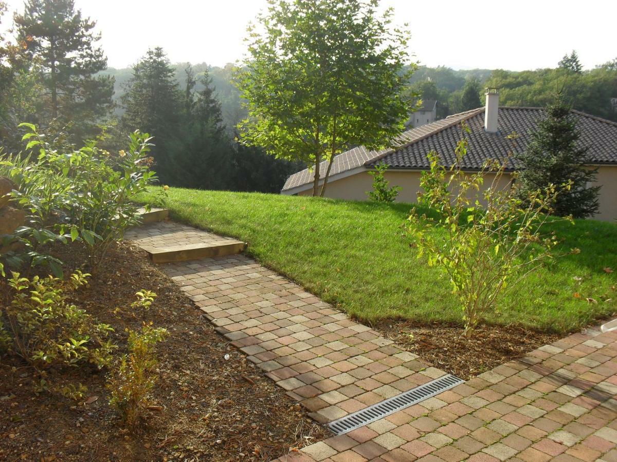 Appartement Dans Propriete Calme En Pleine Nature Charbonnières-les-Bains المظهر الخارجي الصورة
